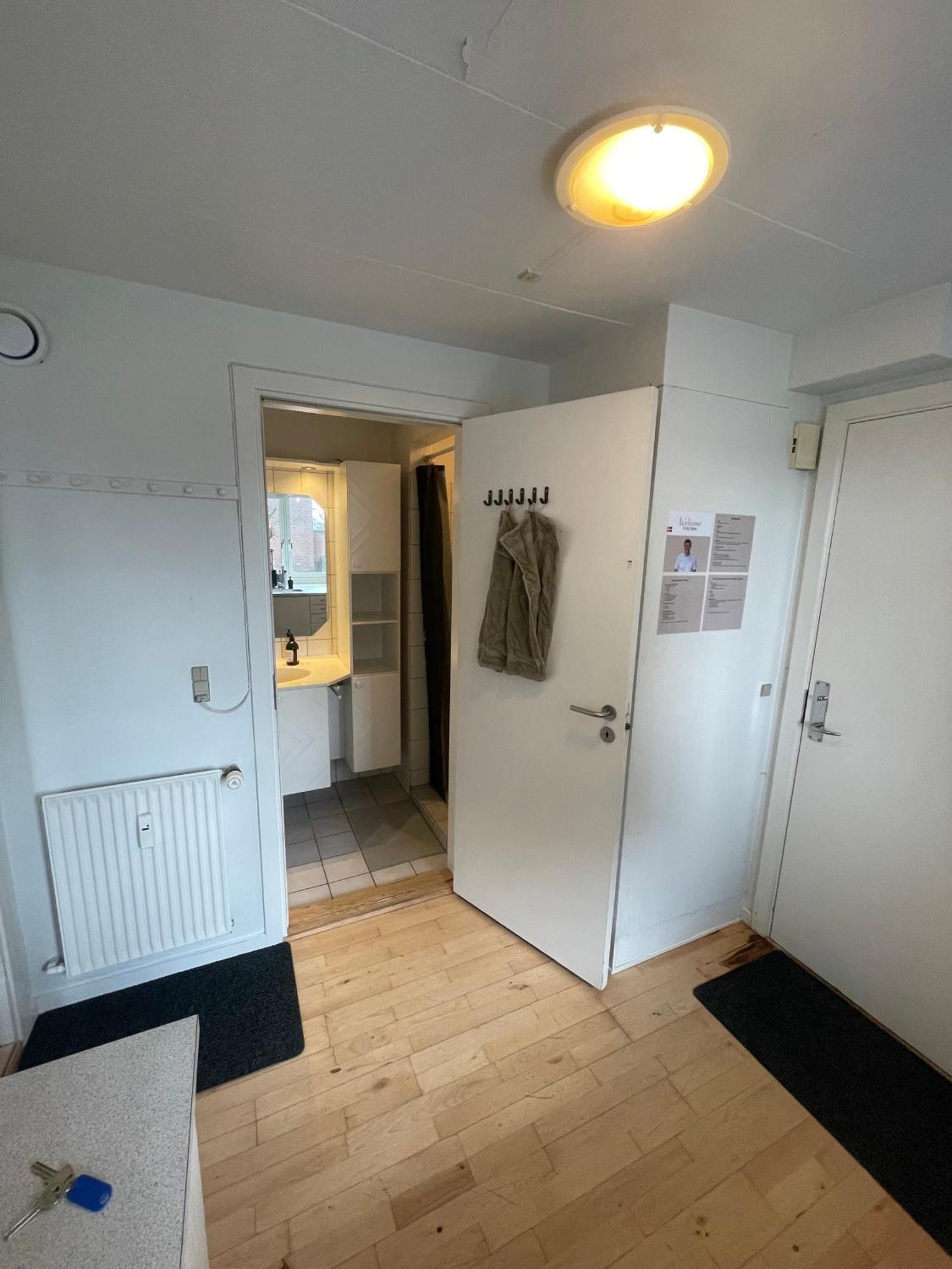 Central Apt W Parking Possibility, Netflix & Near Attractions Орхус Экстерьер фото